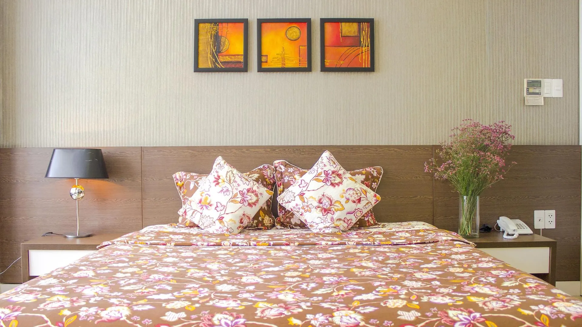 Sunny Serviced Apartment Ho Chi Minh City