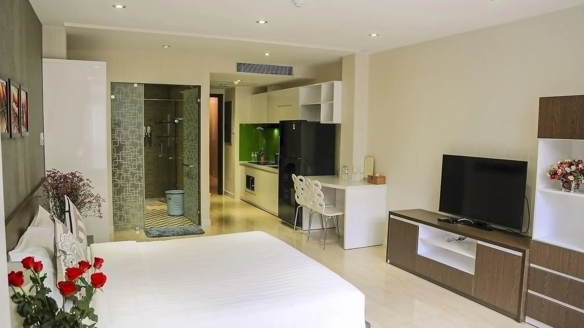 Sunny Serviced Apartment Ho Chi Minh City