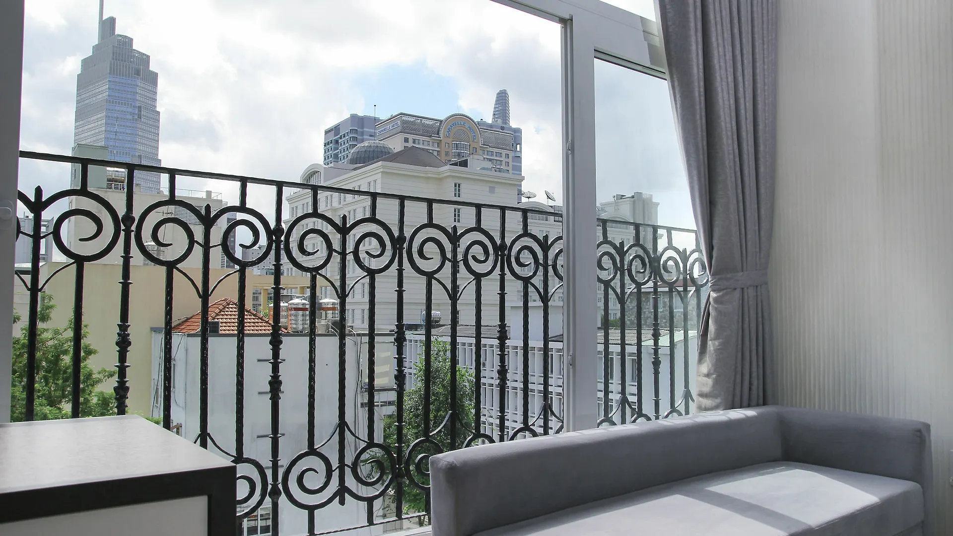 Sunny Serviced Apartment Ho Chi Minh City